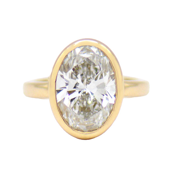 Solitaire Oval Ring