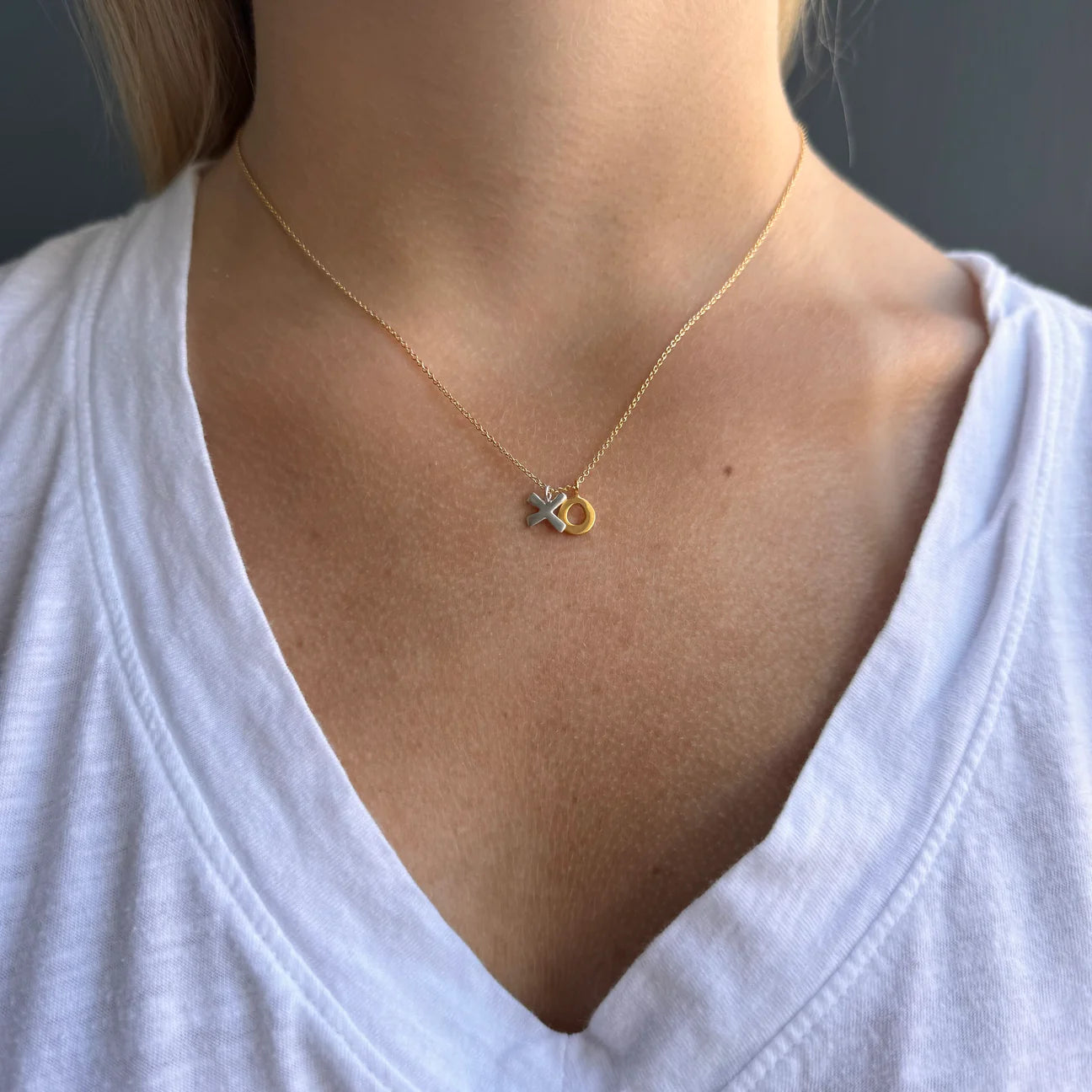 XO Necklace