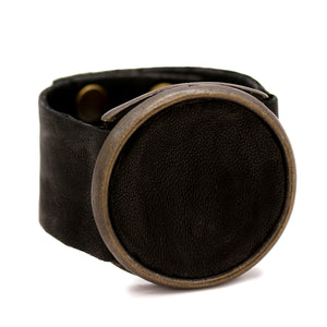 
                
                    Load image into Gallery viewer, Black Leather Bezel Bracelet
                
            