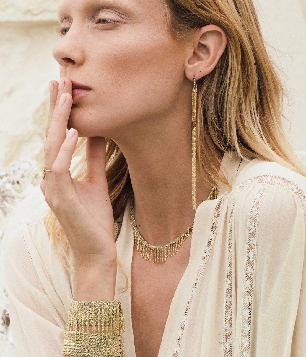 Short Fringe Necklace