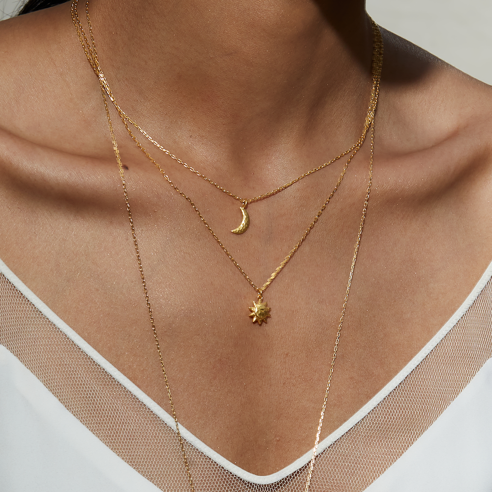 
                
                    Load image into Gallery viewer, Here Comes The Sun Necklace
                
            